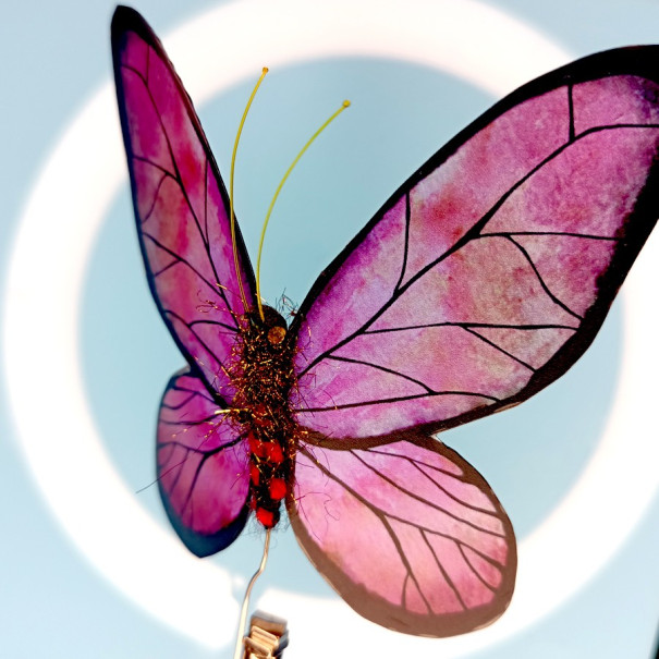 Motyl - Ślubna statuetka z motylem wzór łąkowych kwiatów, Podziękowanie dla rodziców