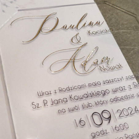 Złocone, przezroczyste zaproszenia ślubne akrylowe z pleksi