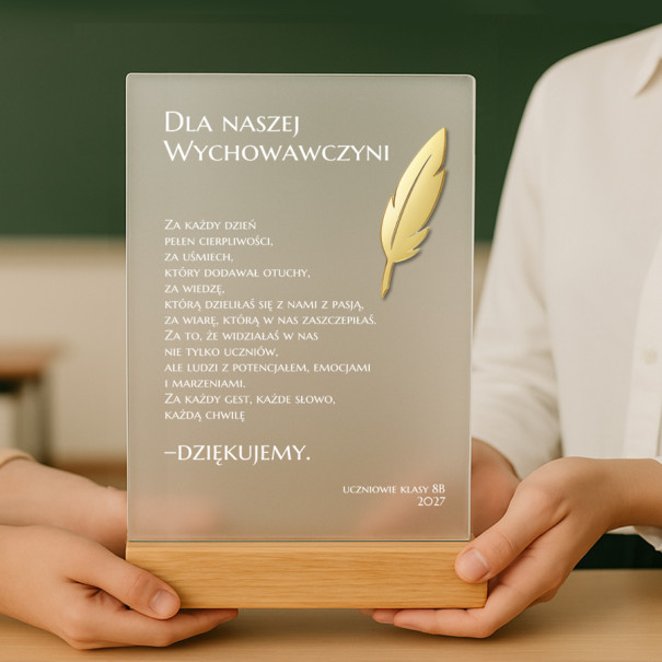 Satynowa statuetka dla wychowawcy | Prezent na zakończenie roku